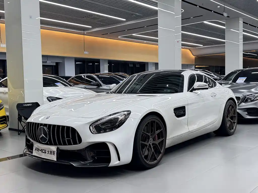Купить Mercedes-Benz AMG GT