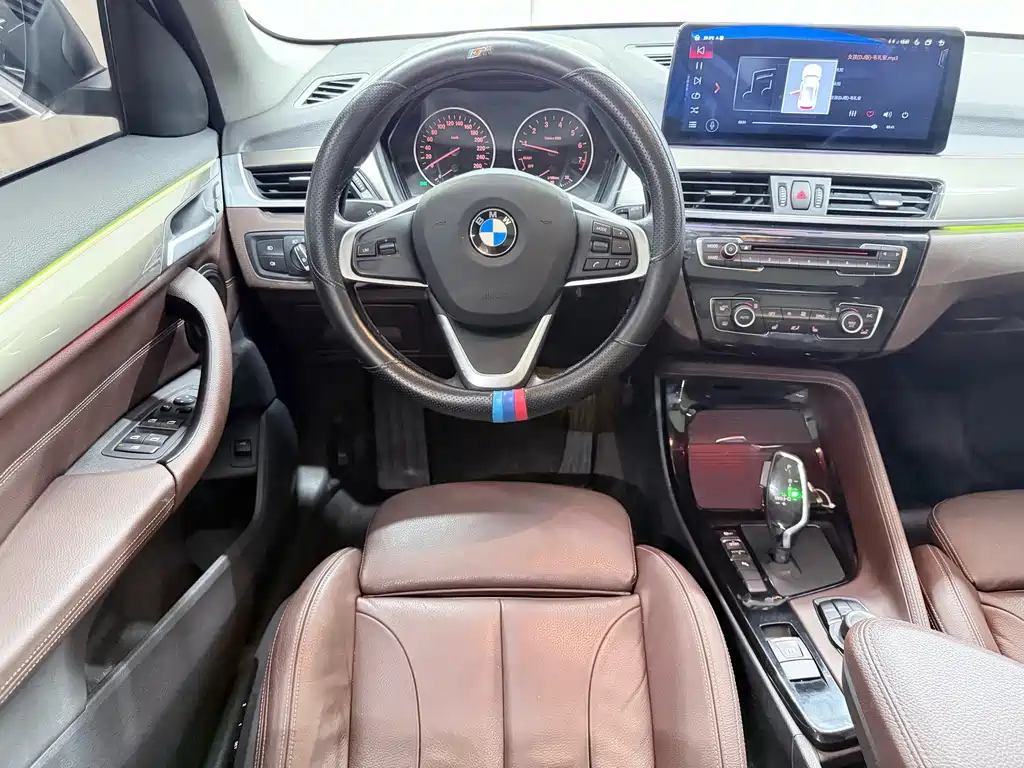 BMW X1 — миниатюра 10