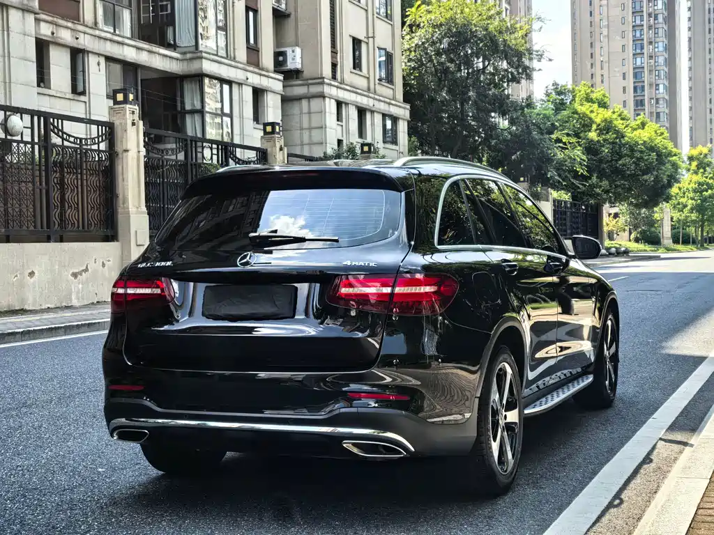 Mercedes-Benz GLC — миниатюра 6