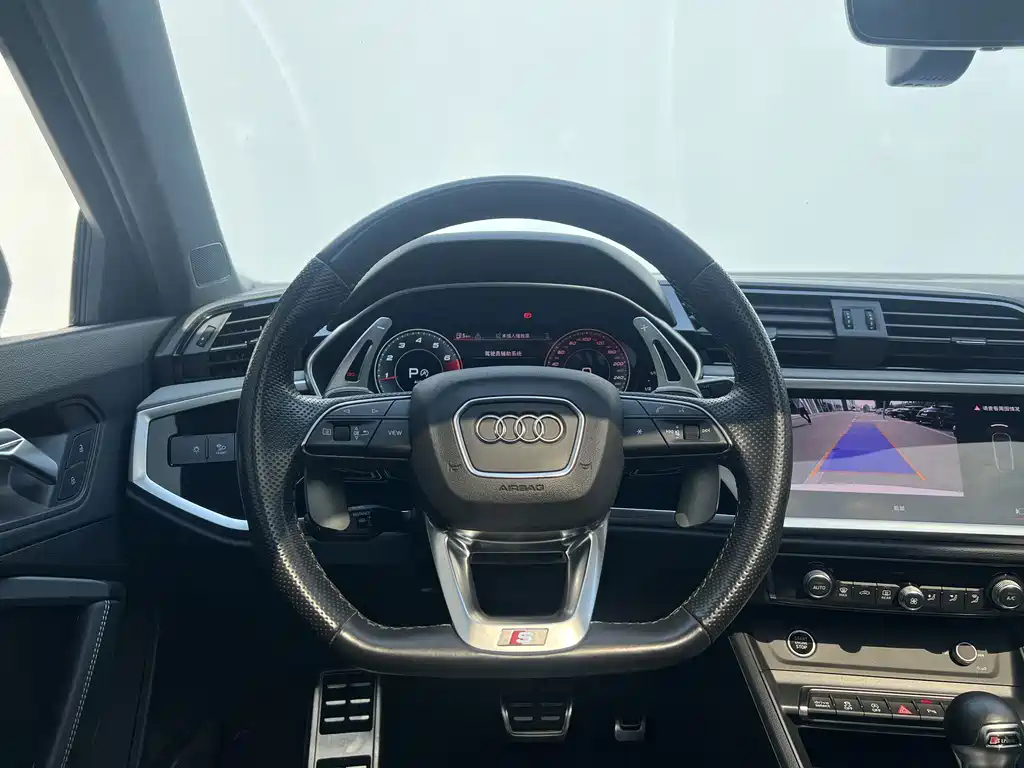Audi Q3 Sportback — миниатюра 8