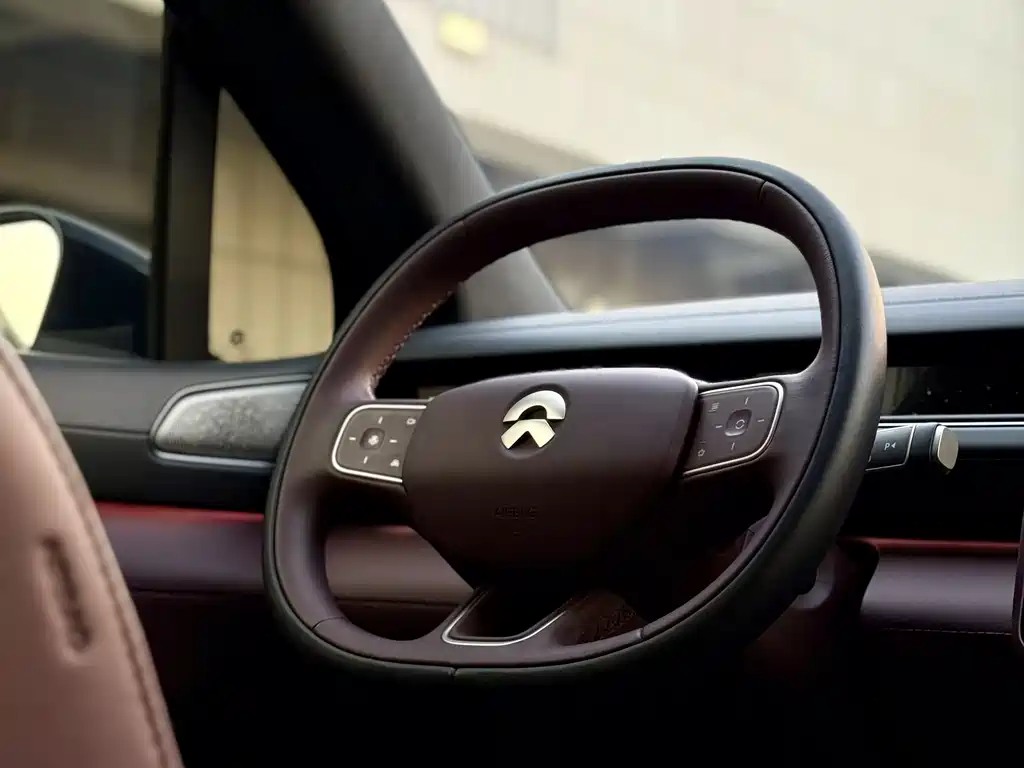 NIO ES8 2026 мест Executive Luxury