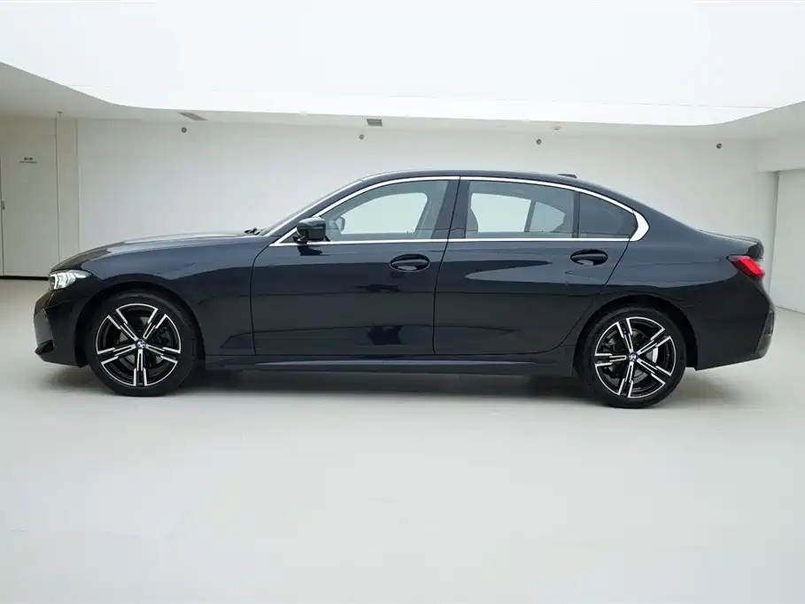 BMW 3 Series 3 2023 325Li M Sport