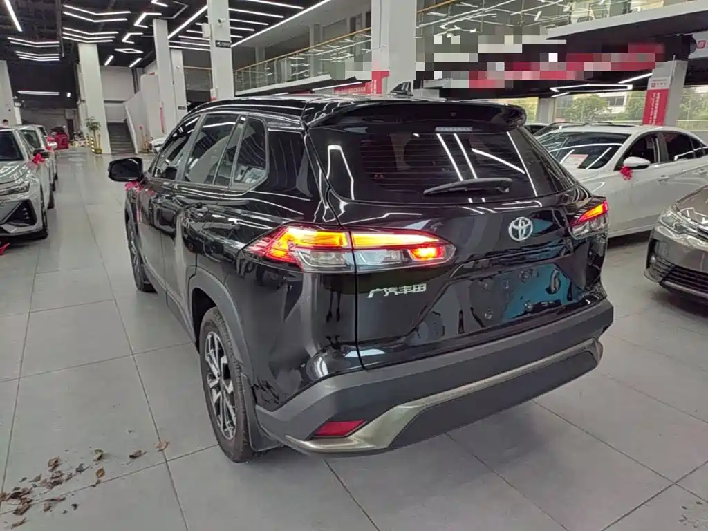 Toyota Frontlander — миниатюра 5