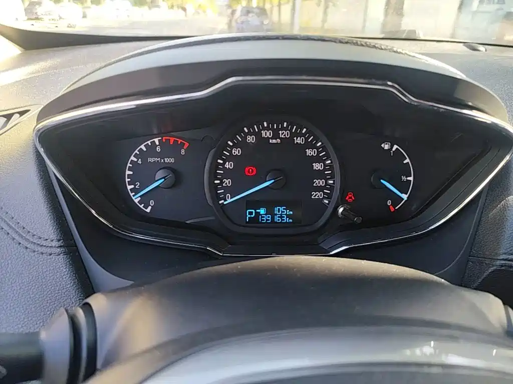 Ford Escort — миниатюра 12