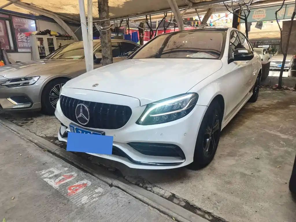 Mercedes-Benz C-Class — миниатюра 3