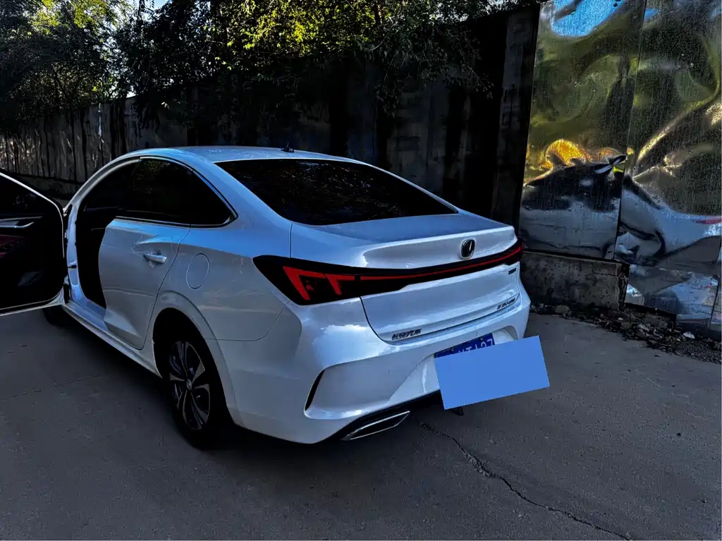 Changan Eado — миниатюра 13