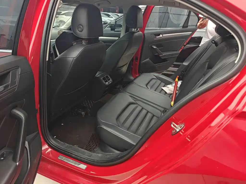 Volkswagen Lamando — миниатюра 10