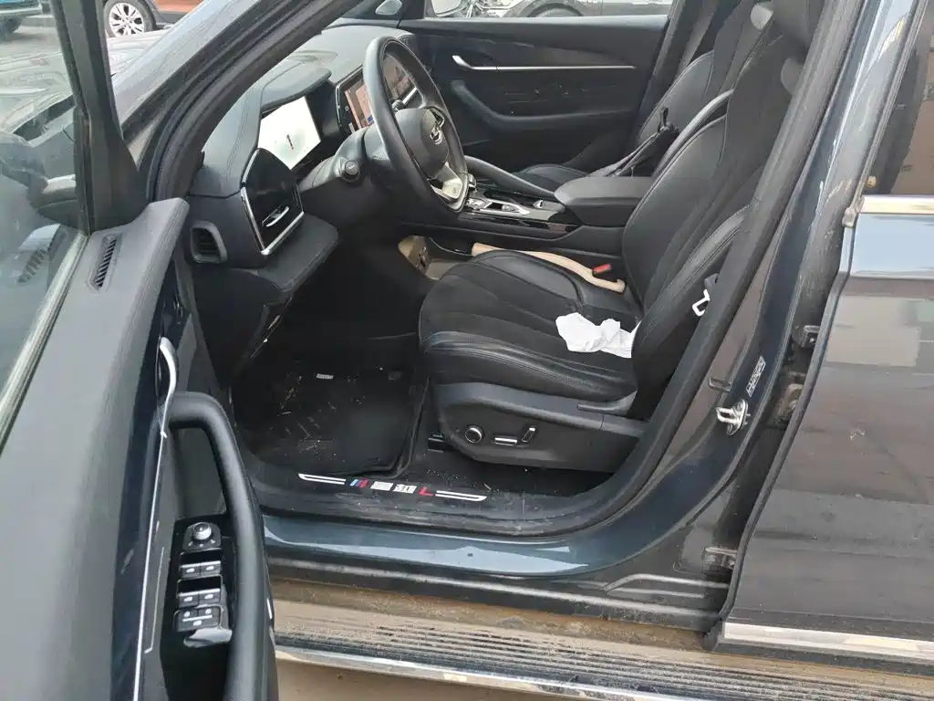 Geely Xingyue L — миниатюра 8