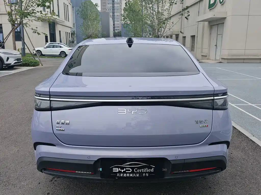 BYD 海豹07 EV — миниатюра 10