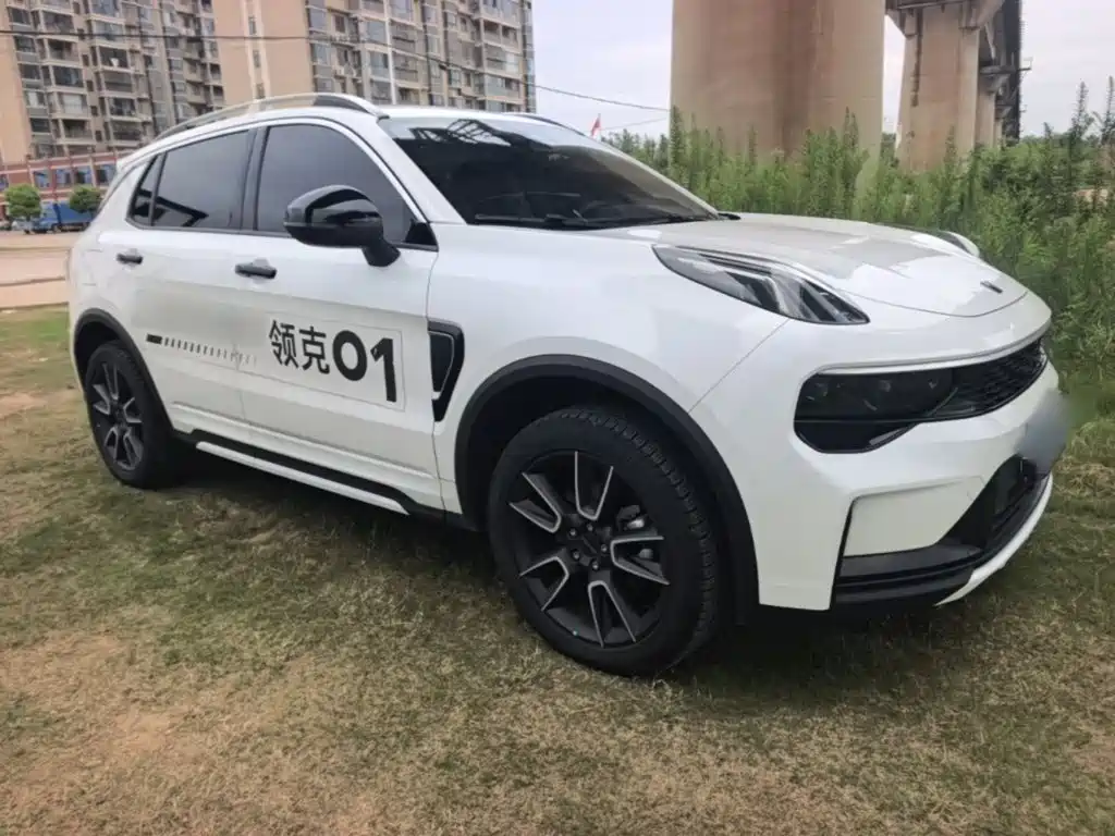 Lynk & Co 01 — миниатюра 4