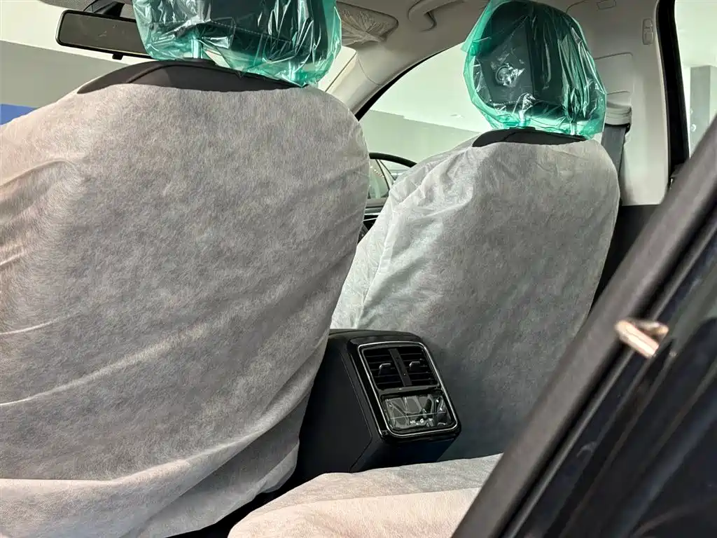 Volkswagen 帕萨特插电混动 — миниатюра 15