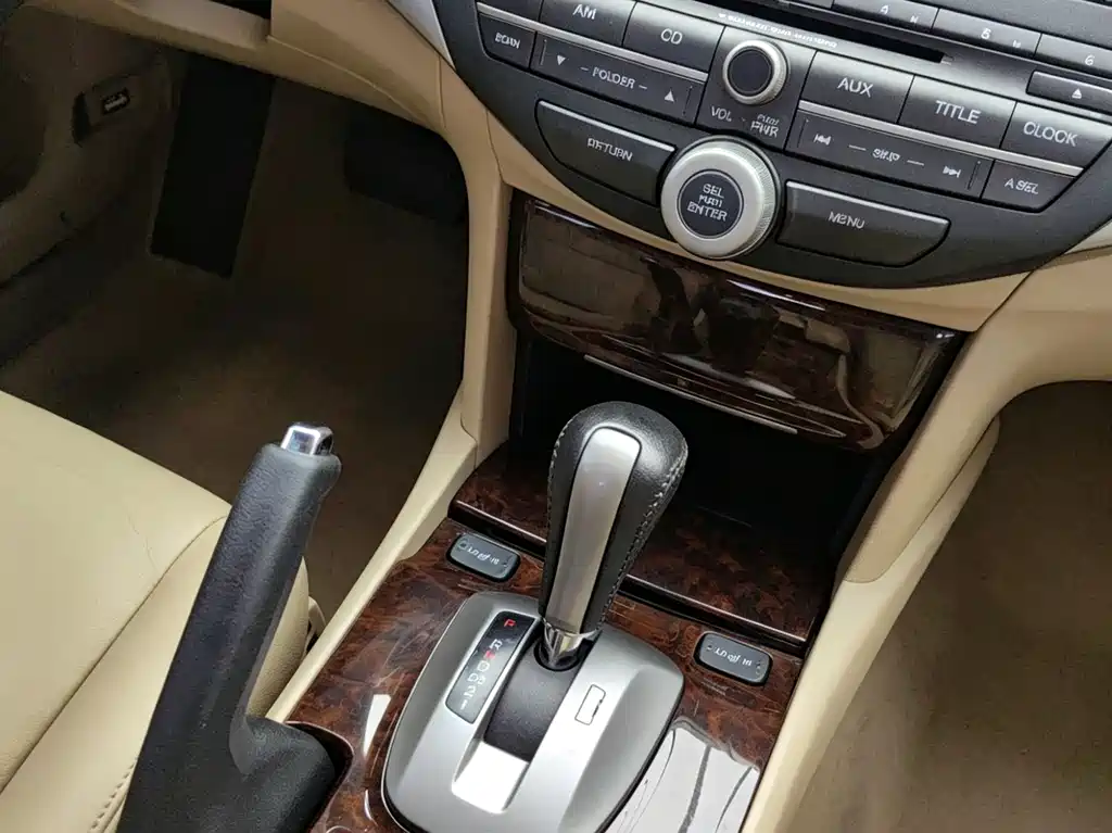 Honda Accord 2010 2.0L EX