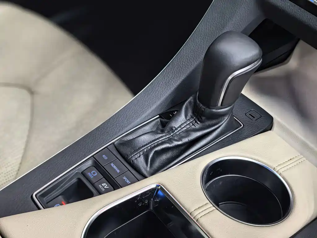 Toyota Avalon — миниатюра 24