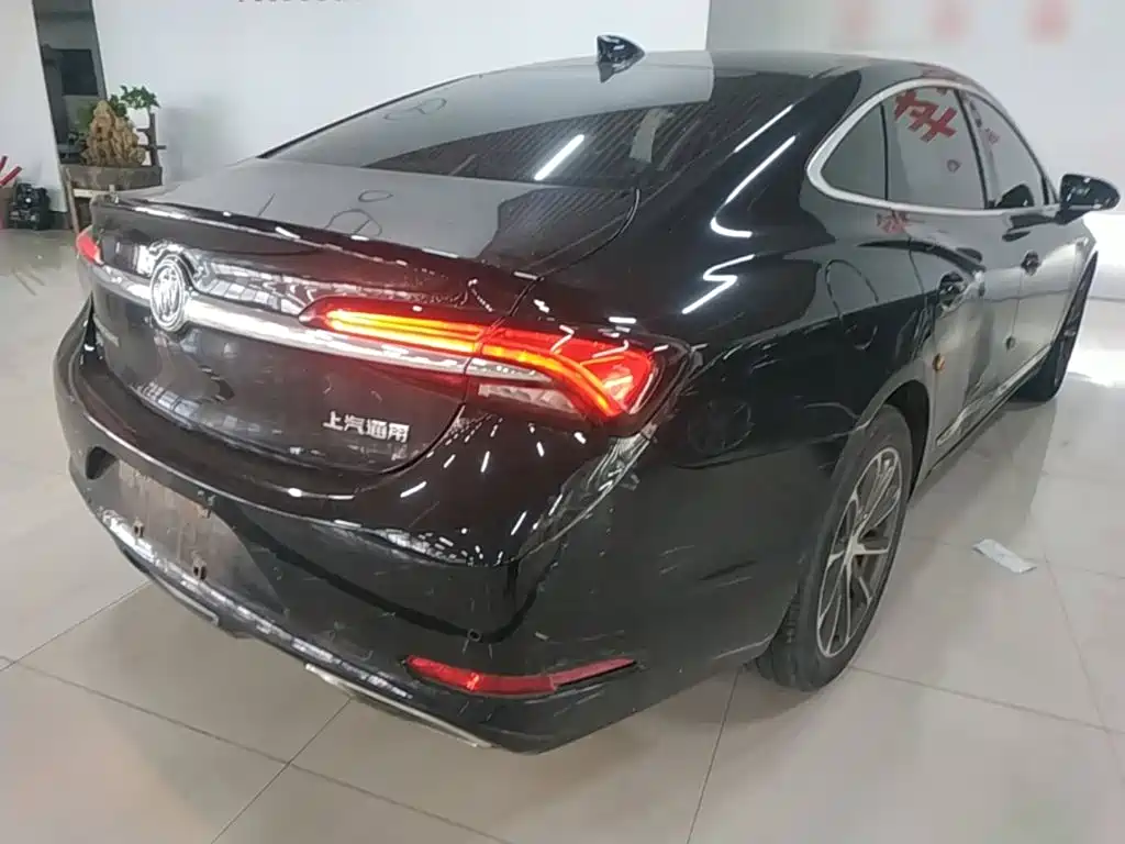 Buick LaCrosse — миниатюра 7