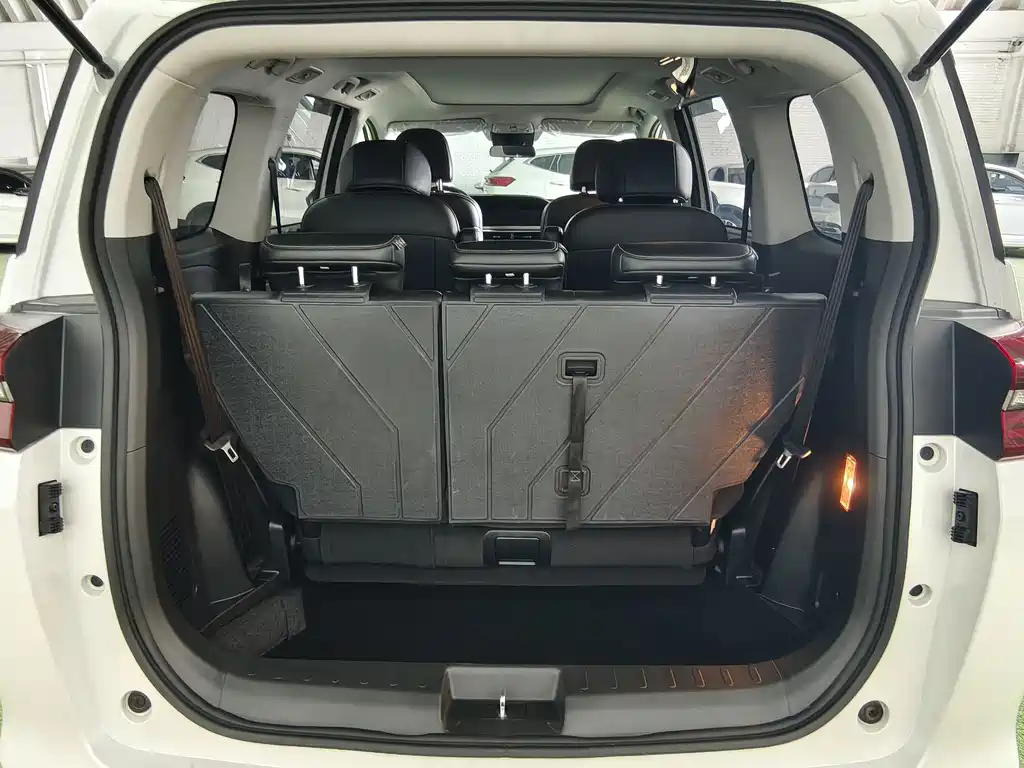 GAC Motor M6 PRO 270T DCT Premium Edition, фото 11