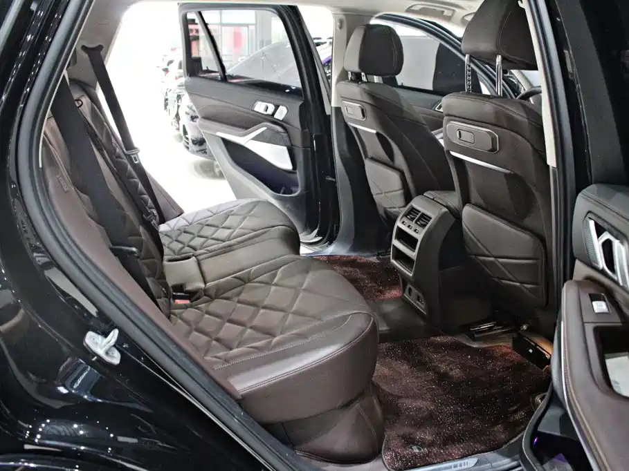 BMW X5 — миниатюра 12