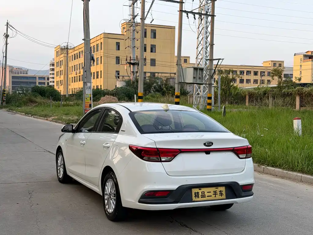 Kia K2 — миниатюра 9
