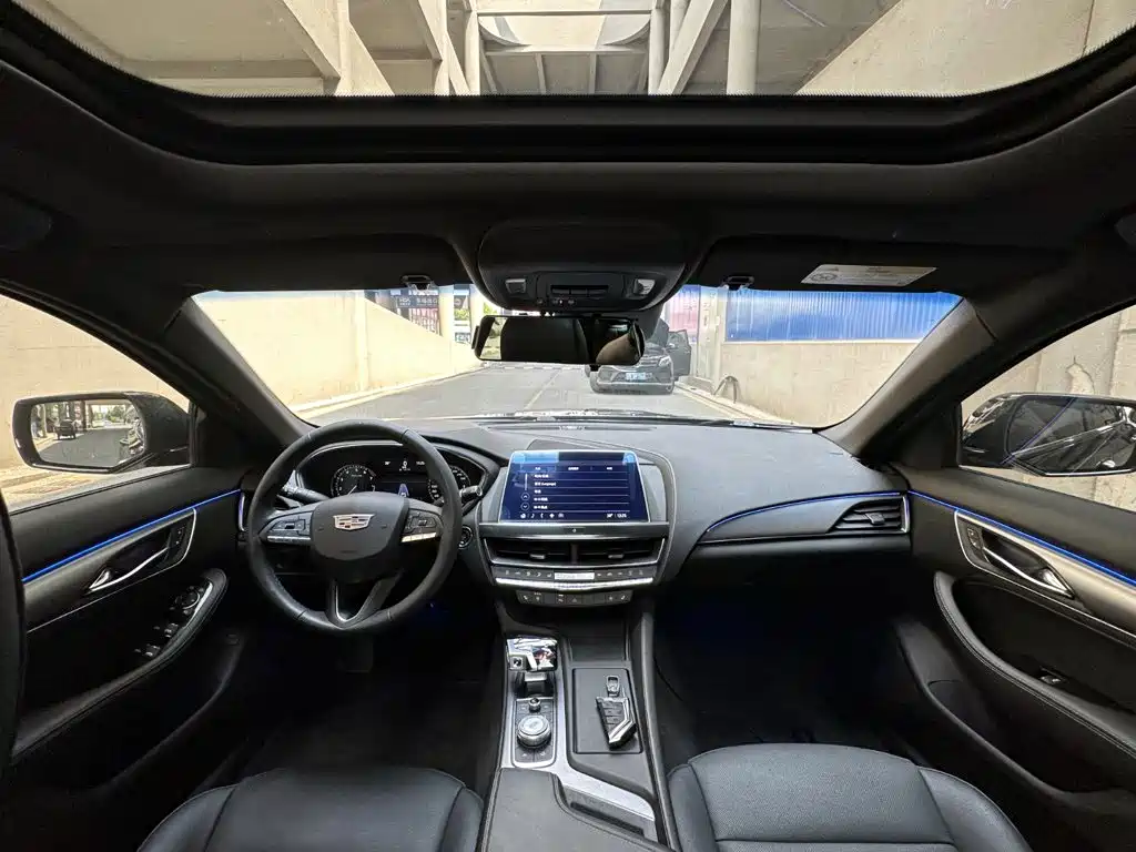Cadillac CT5 — миниатюра 11