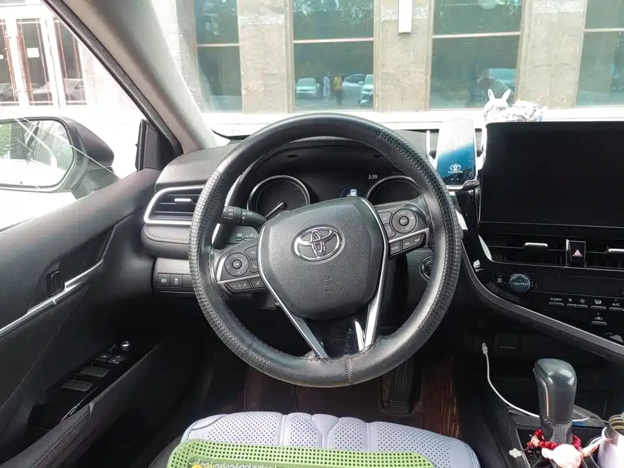 Toyota Camry — миниатюра 15