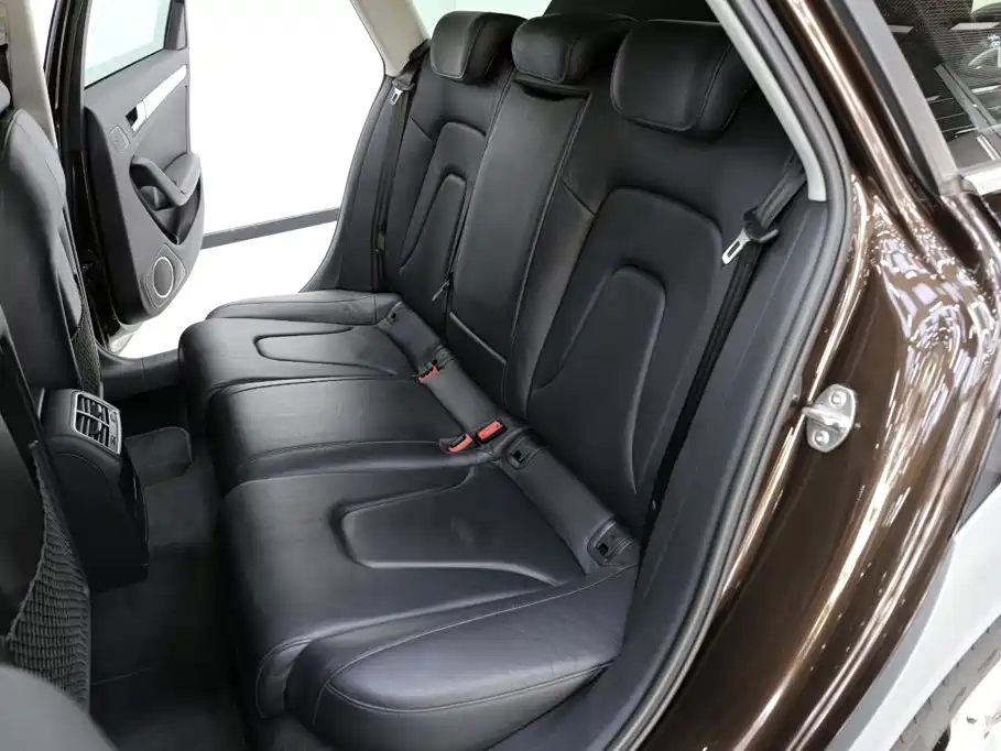 Audi A4 (Import) — миниатюра 8