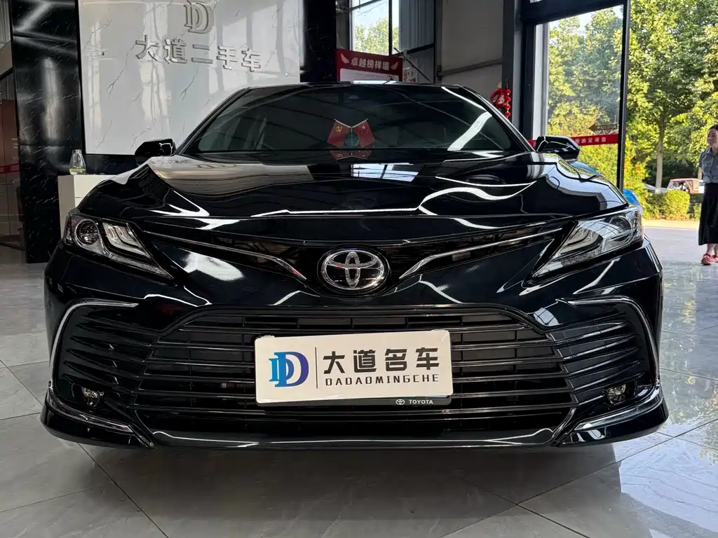 Toyota Camry 2021 2.5G Luxury