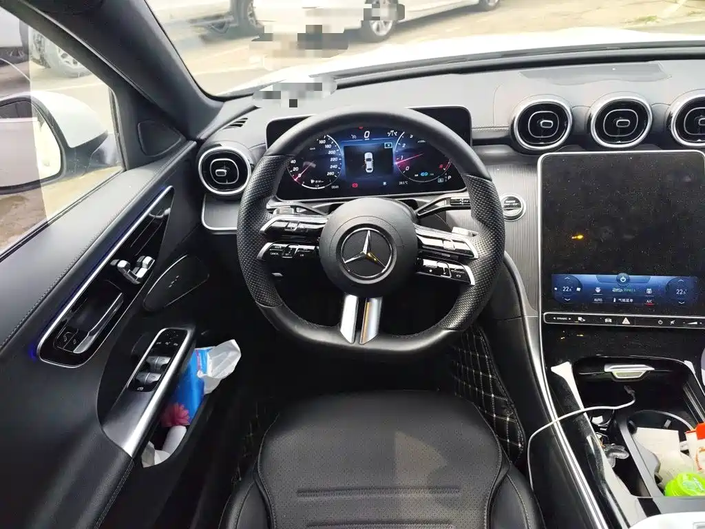 Mercedes-Benz C-Class — миниатюра 3