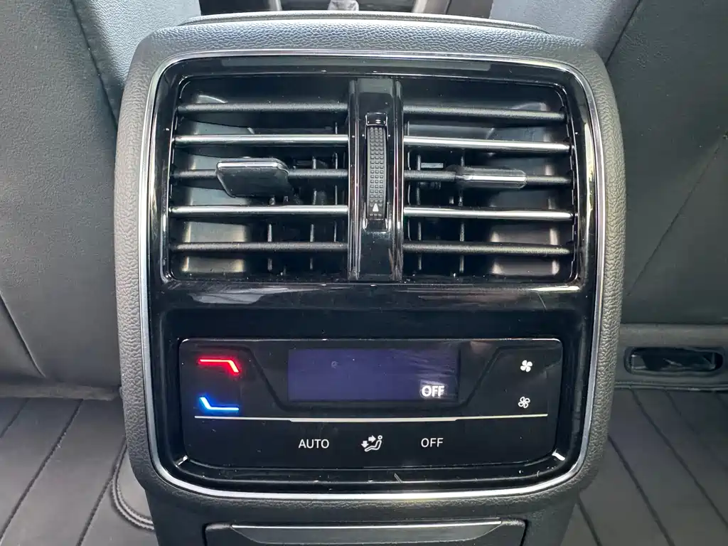 Volkswagen CC — миниатюра 22