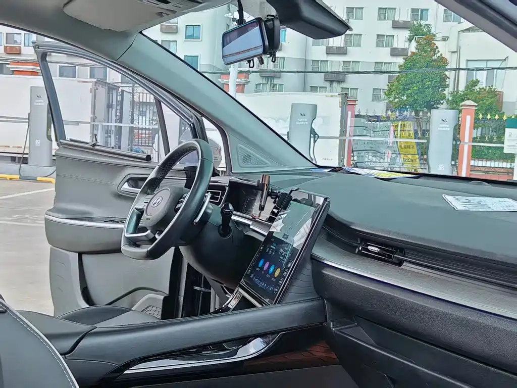 Hyundai Custo — миниатюра 15