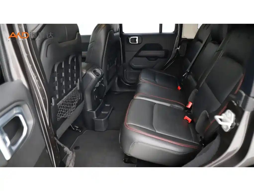 Jeep Wrangler — миниатюра 7