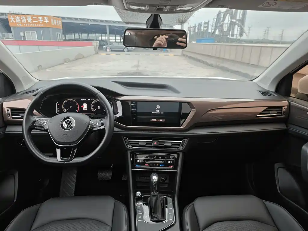 Volkswagen Tharu — миниатюра 9