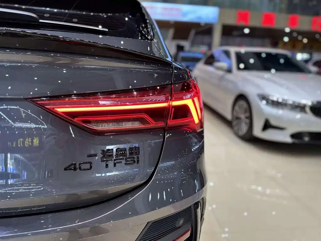 Audi Q3 Sportback — миниатюра 16