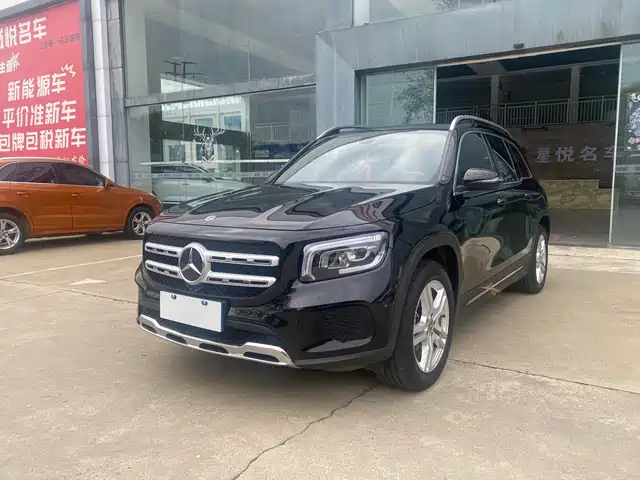 MERCEDES-BENZ GLB 2022