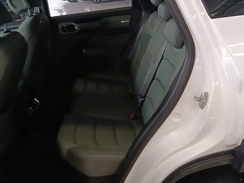 Geely Cowboy — миниатюра 17