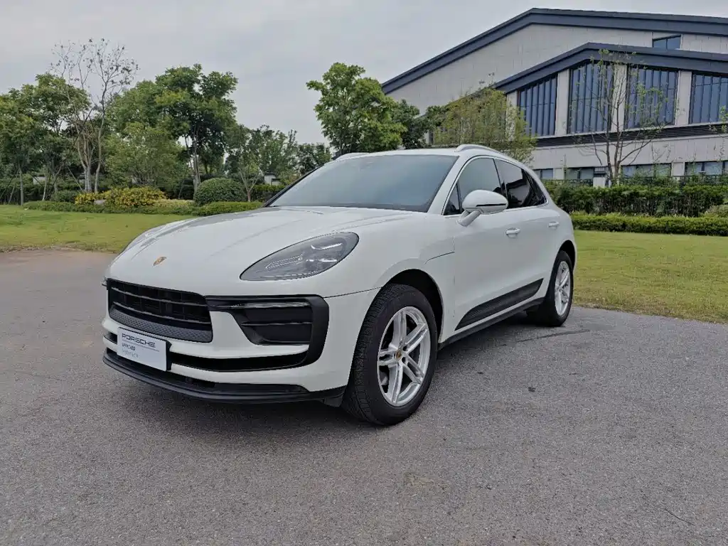 Porsche Macan 2022
