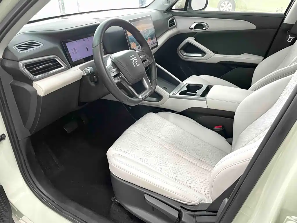 BYD Yuan UP — миниатюра 8