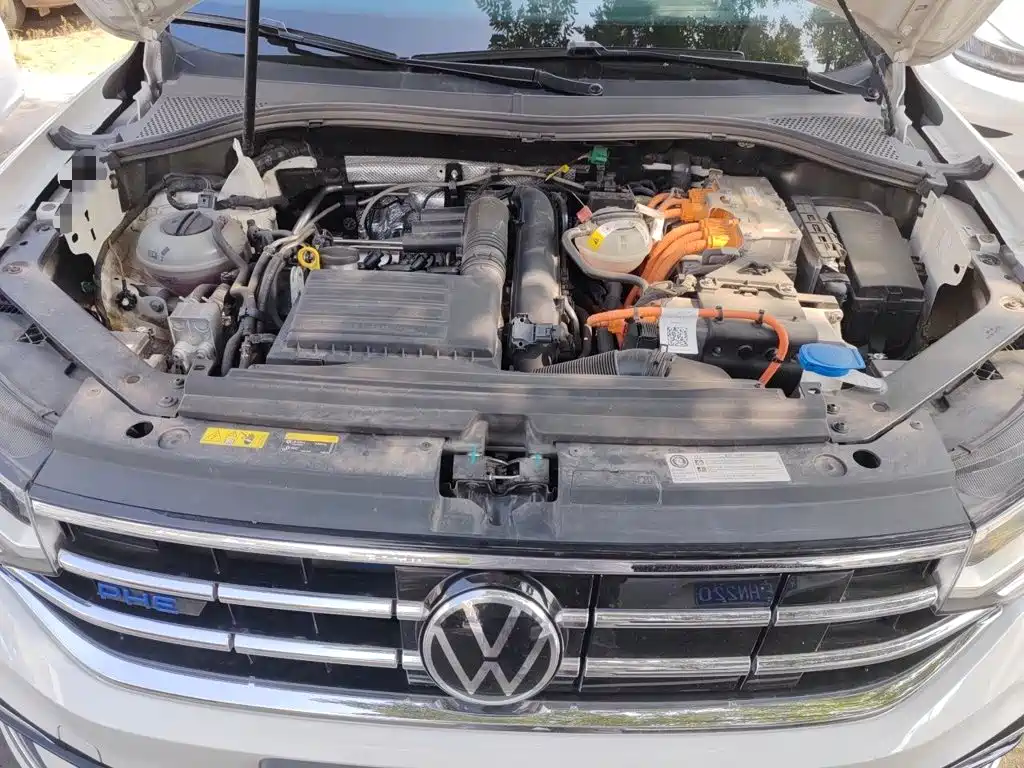 Volkswagen Tiguan L PHEV — миниатюра 21