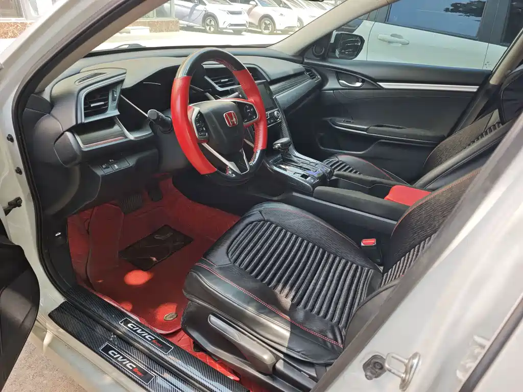 Honda Civic — миниатюра 5