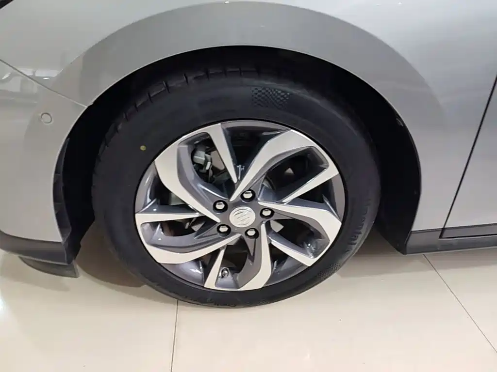 Buick Velite 6 — миниатюра 23