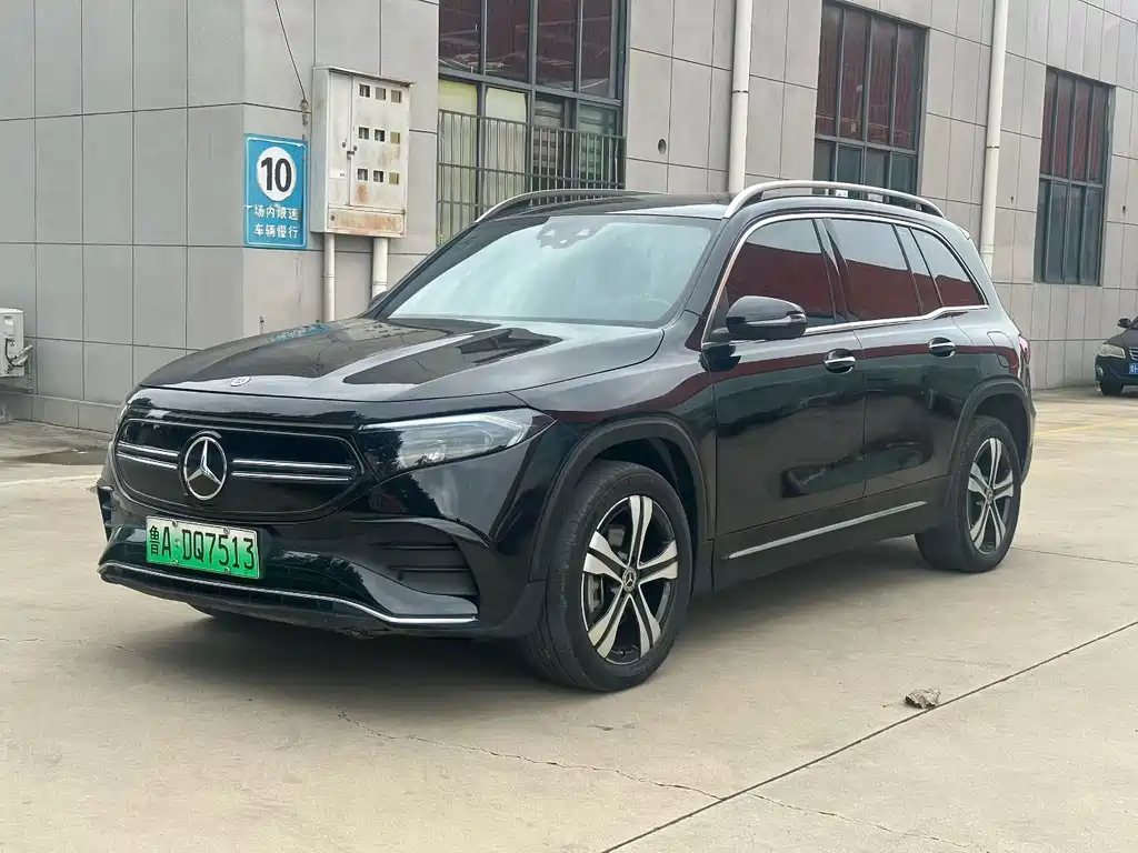 Mercedes-Benz EQB