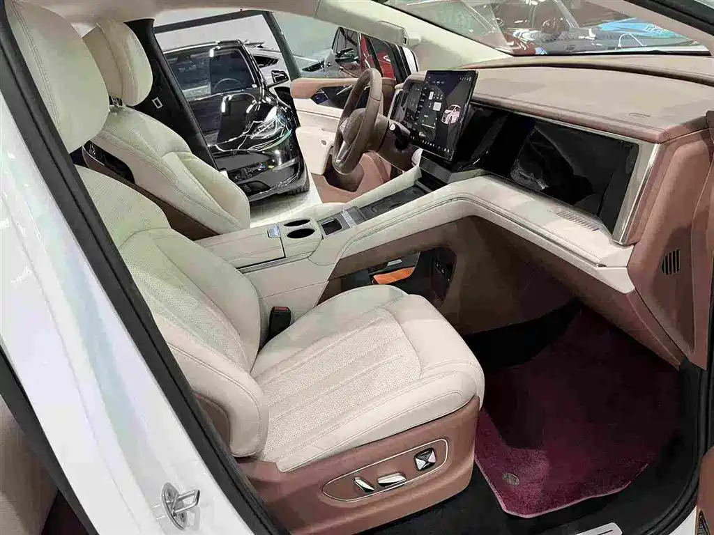 BYD Xia — миниатюра 5