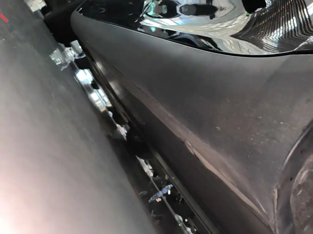 Tesla Model Y — миниатюра 22