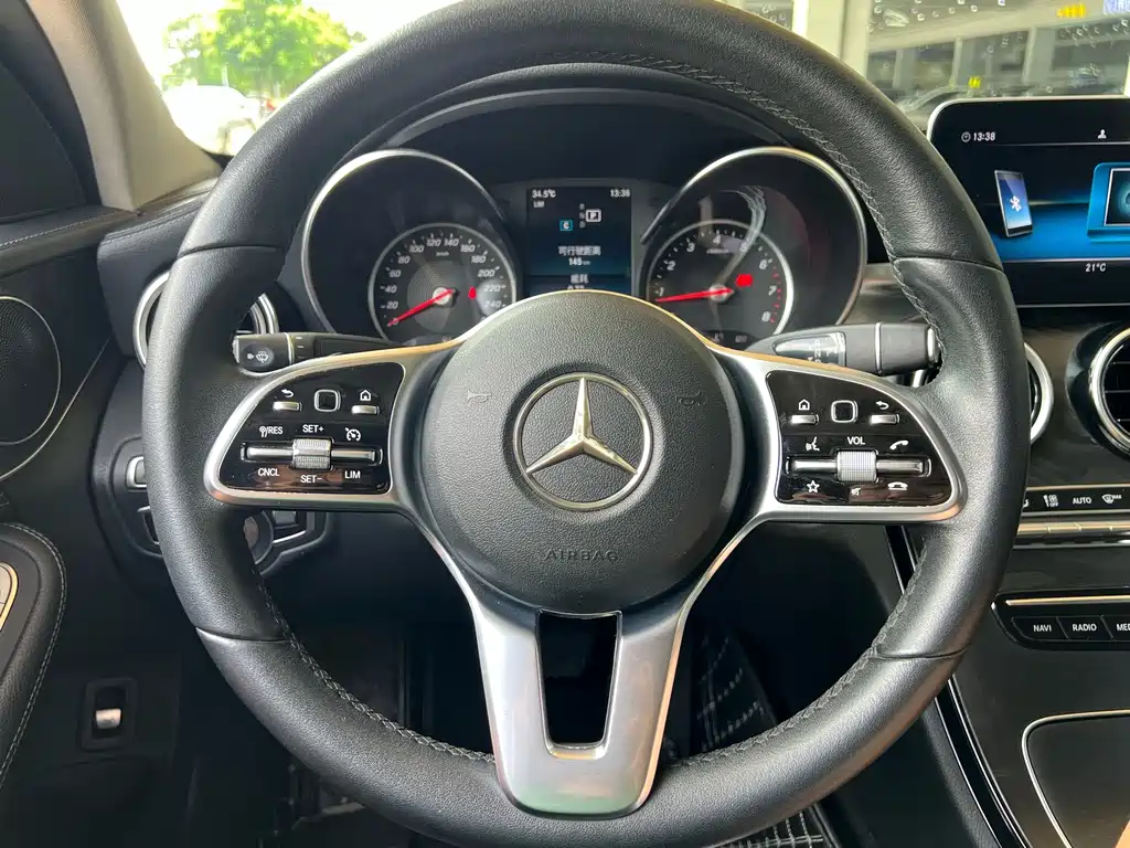 Mercedes-Benz C-Class — миниатюра 4