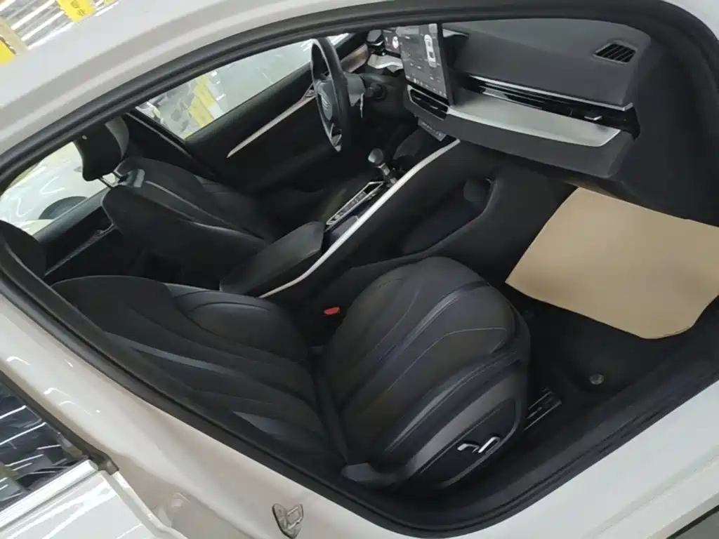 Geely Xingrui — миниатюра 25