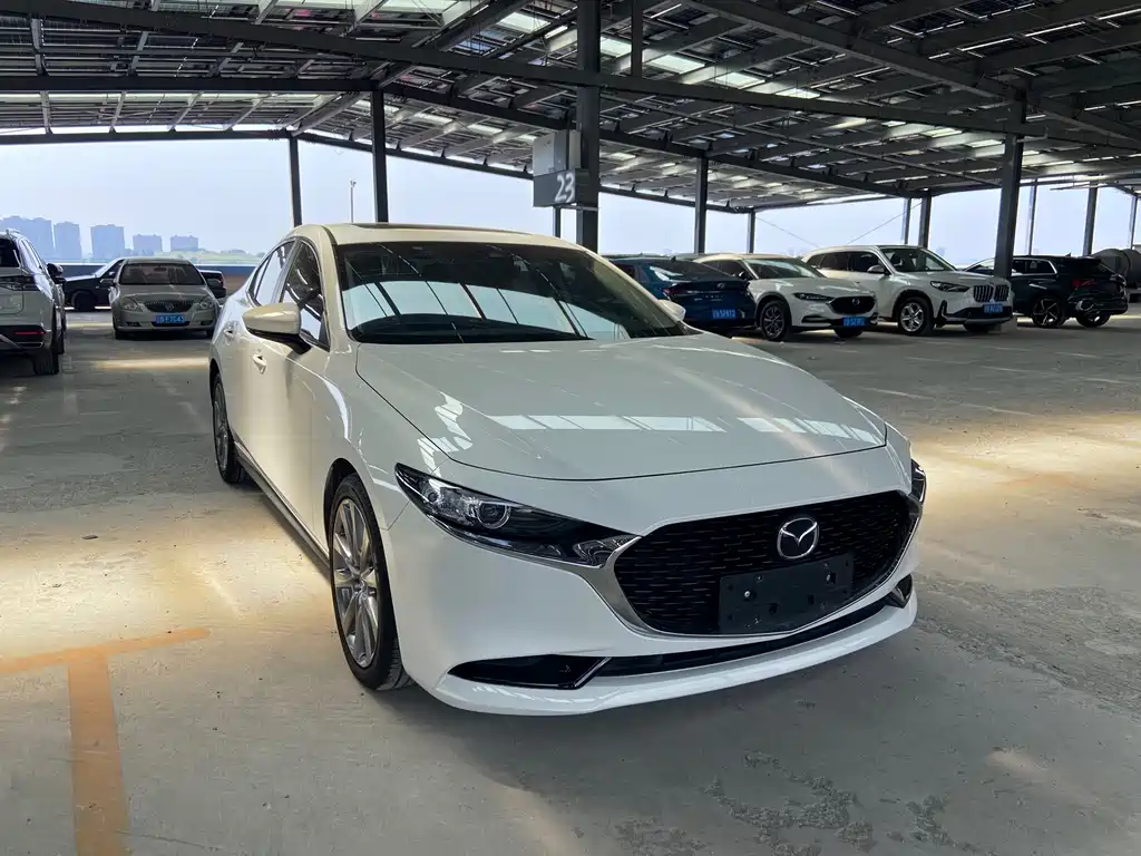 Mazda 3 Axela — миниатюра 3