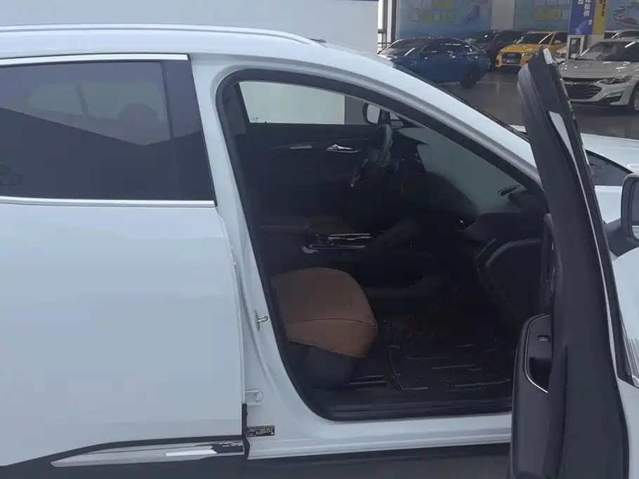 Buick Envision S — миниатюра 8