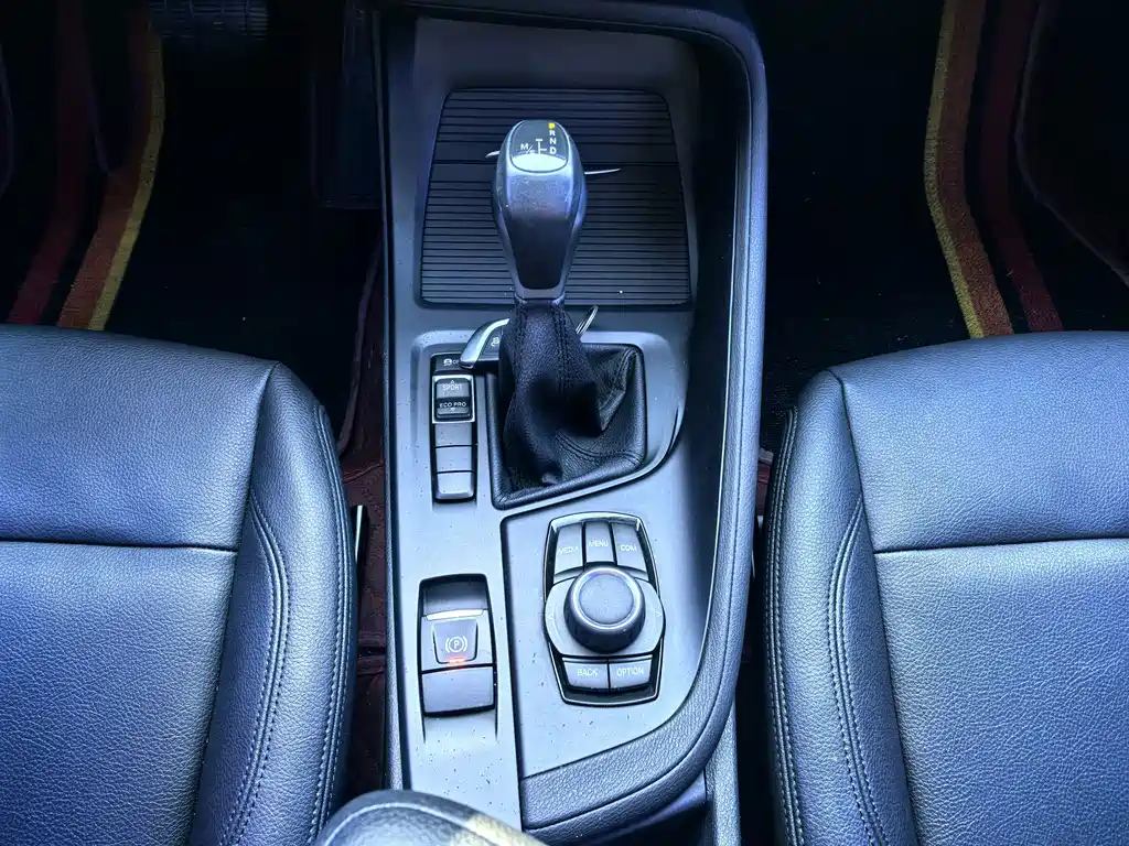 BMW X1 — миниатюра 9