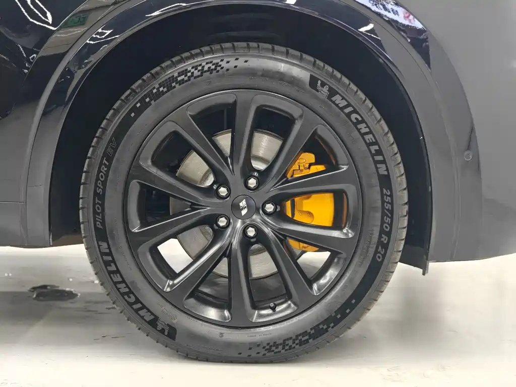 Li Auto Li ONE — миниатюра 20