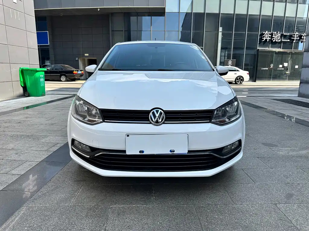 Volkswagen Polo — миниатюра 2