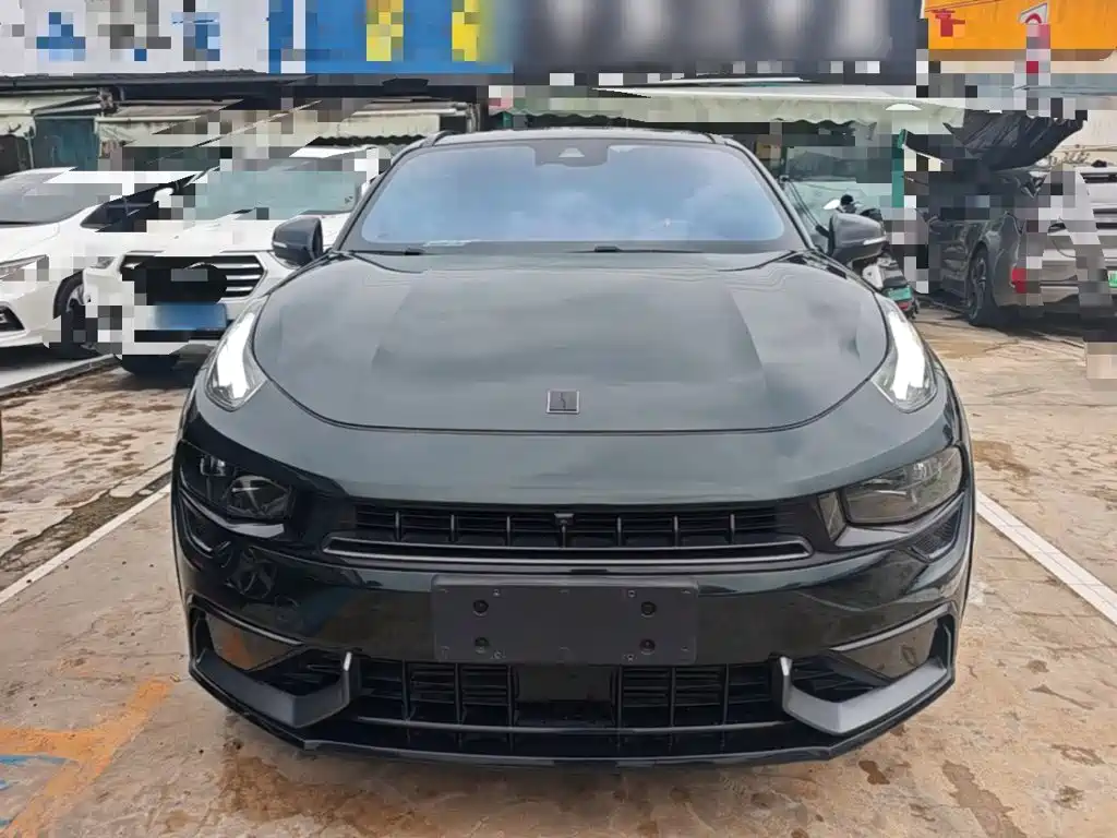 Lynk & Co 02 Hatchback — миниатюра 3