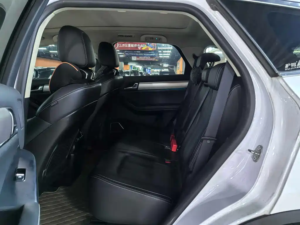 BYD Tang — миниатюра 5